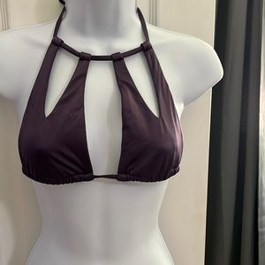 Sexy purple cut-out bikini top.